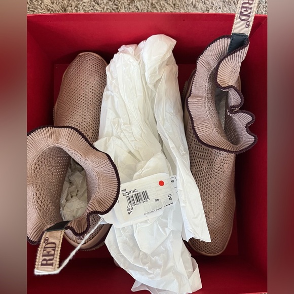 RED Valentino Round Toe High-Top Sneakers - Picture 6 of 9